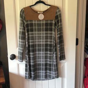 Long sleeve plaid dress